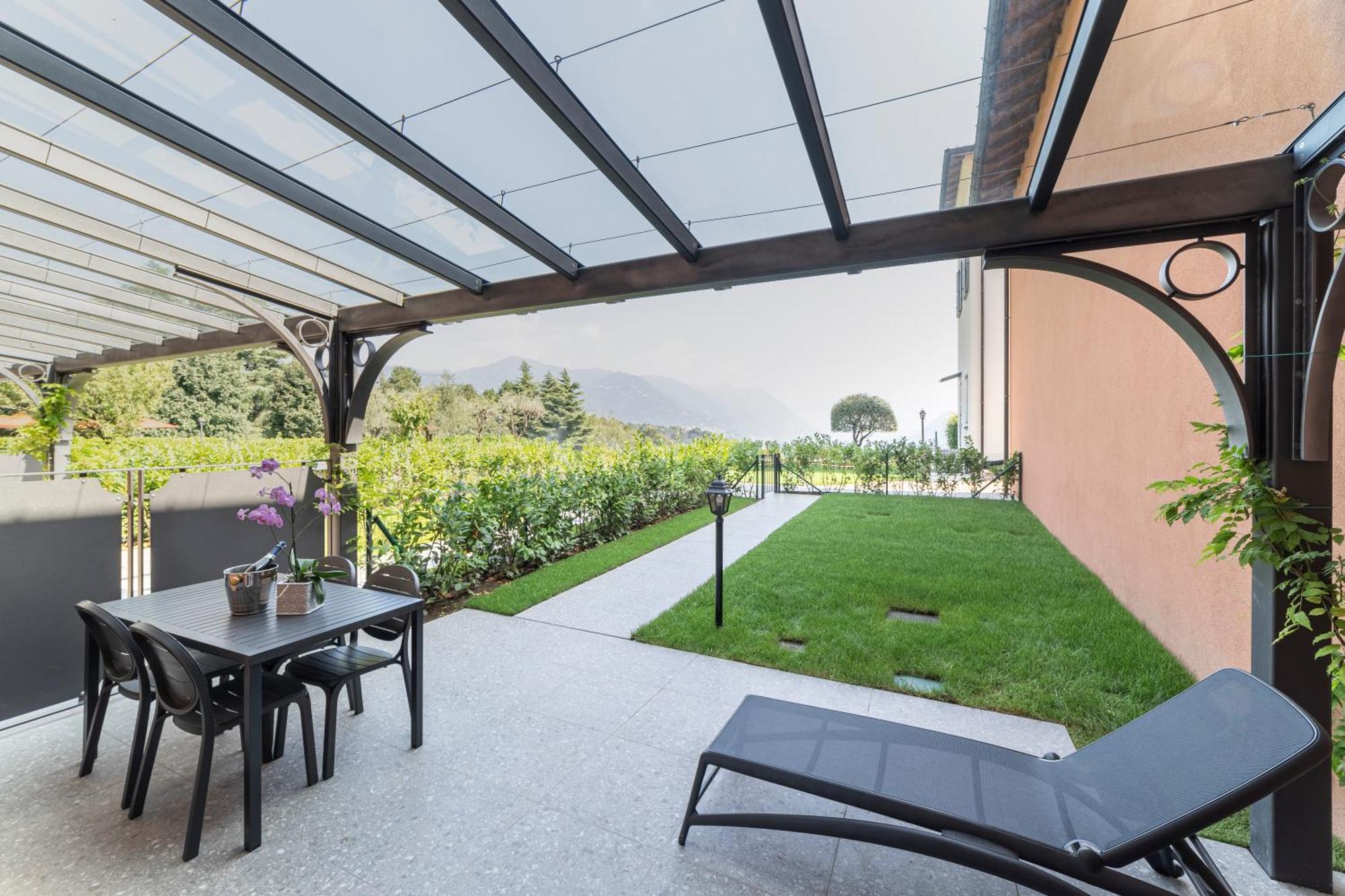 Alex'S Luxury Lake View Apt Pool And Tennis 코모 외부 사진